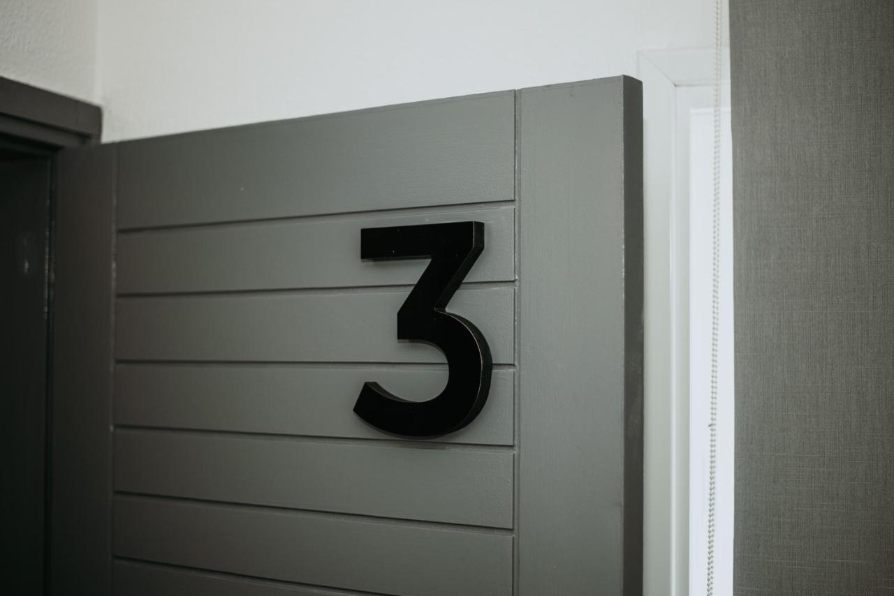 Five Keys Apartments ไอยานาปา ภายนอก รูปภาพ