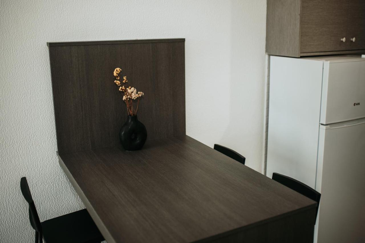 Five Keys Apartments ไอยานาปา ภายนอก รูปภาพ