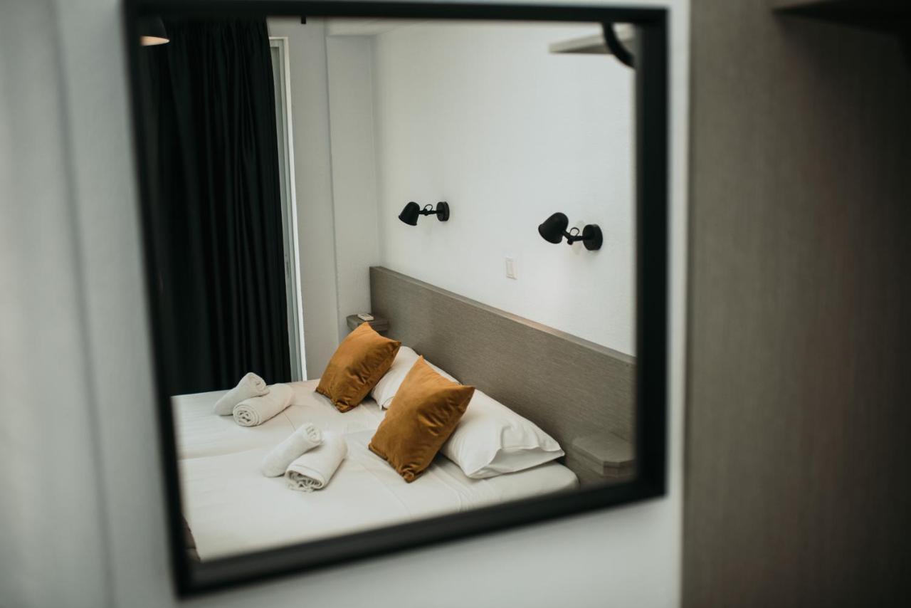 Five Keys Apartments ไอยานาปา ภายนอก รูปภาพ