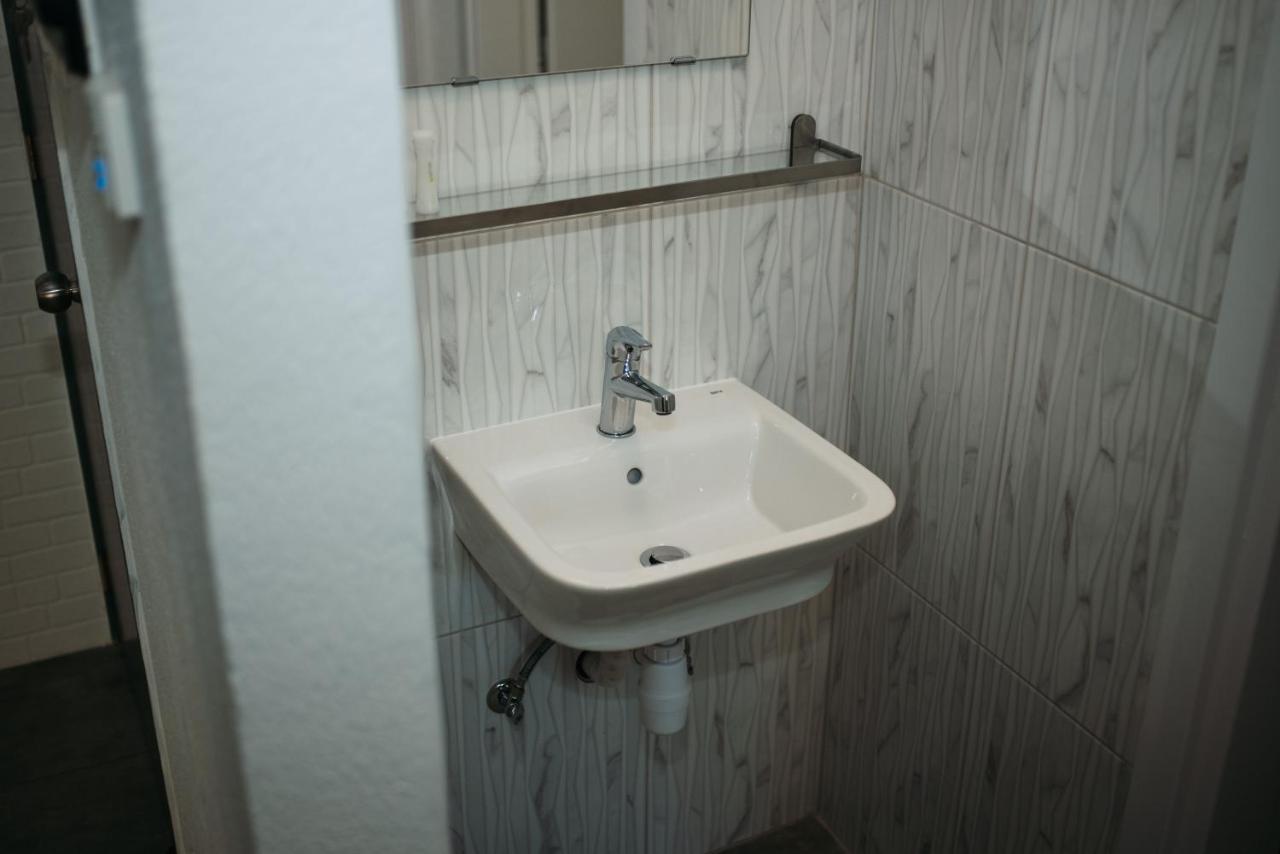 Five Keys Apartments ไอยานาปา ภายนอก รูปภาพ