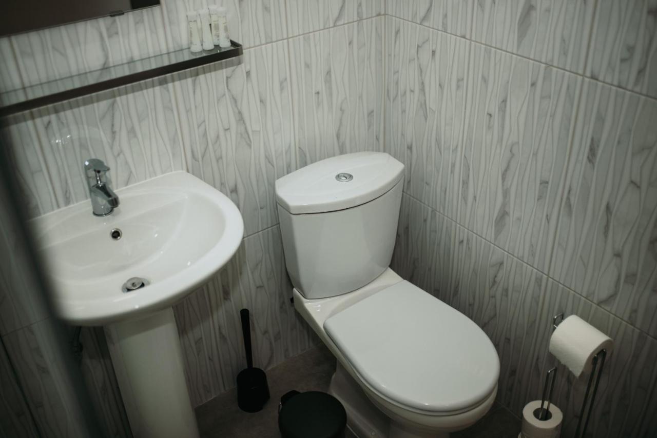 Five Keys Apartments ไอยานาปา ภายนอก รูปภาพ